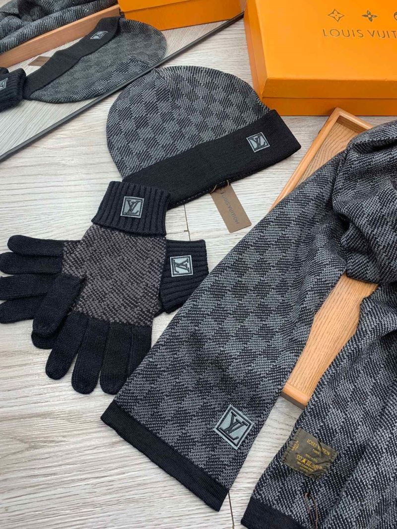 Louis Vuitton Caps Scarfs